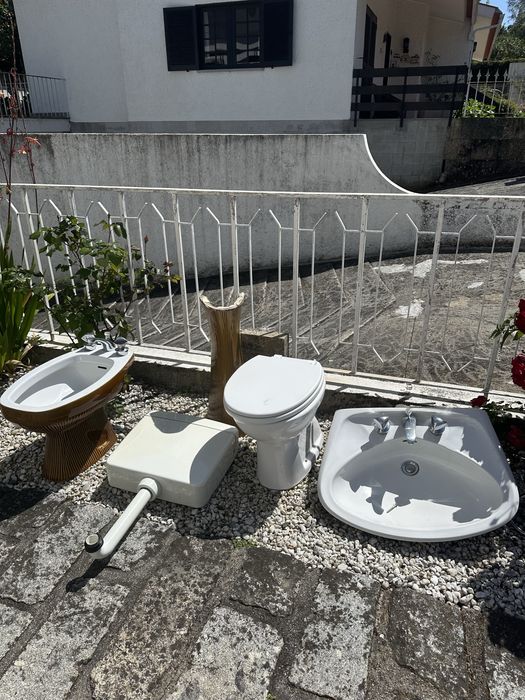 Louças de casa de banho