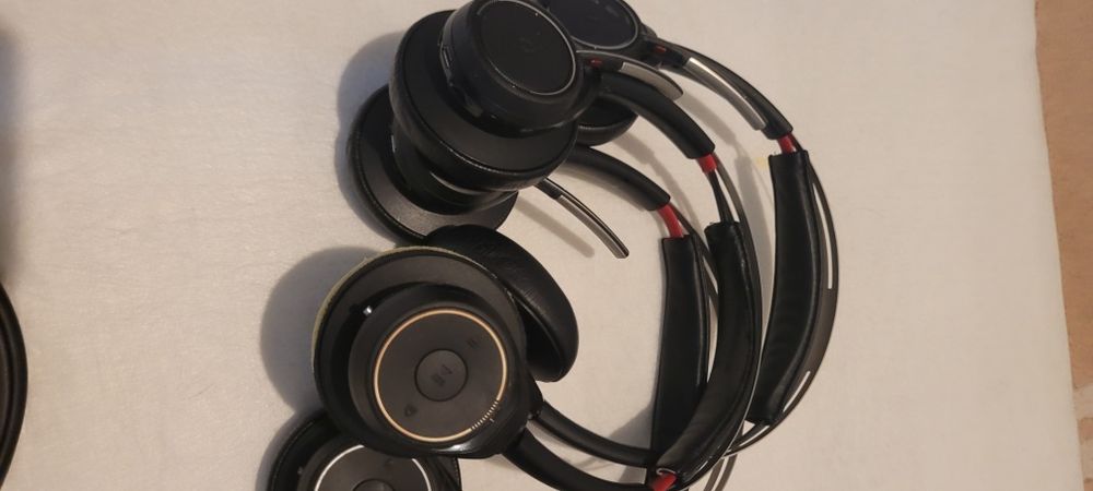 Plantronics Voyager Focus UC B825 (202652103)