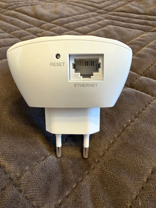 Підсилювач мережі Wi-Fi  TP-Link RE200