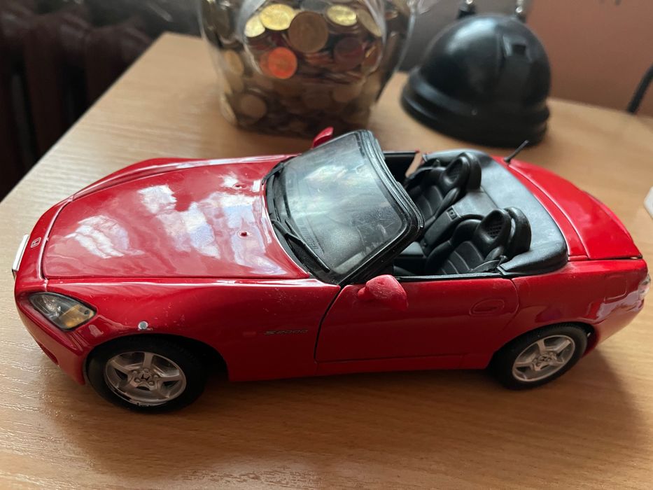 Honda s2000 cabrio Maisto 1:18
