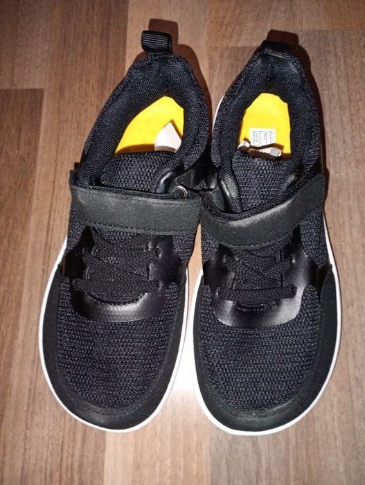 Nowe półbuty dla chłopca rozmiar 33