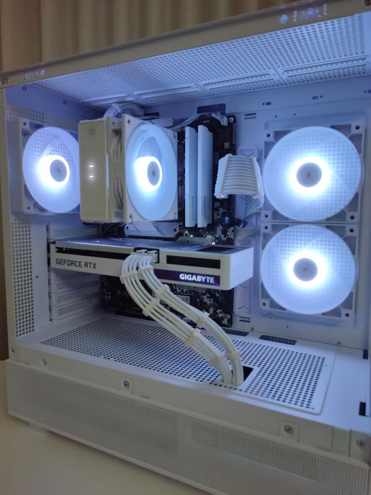 White PC Gaming – RTX 3060 Ti | Ryzen 5 5600X | 32 GB RAM | 1 TB NVMe64737956910722122