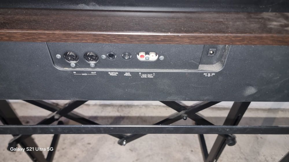 Pianino cyfrowe YAMAHA P 140