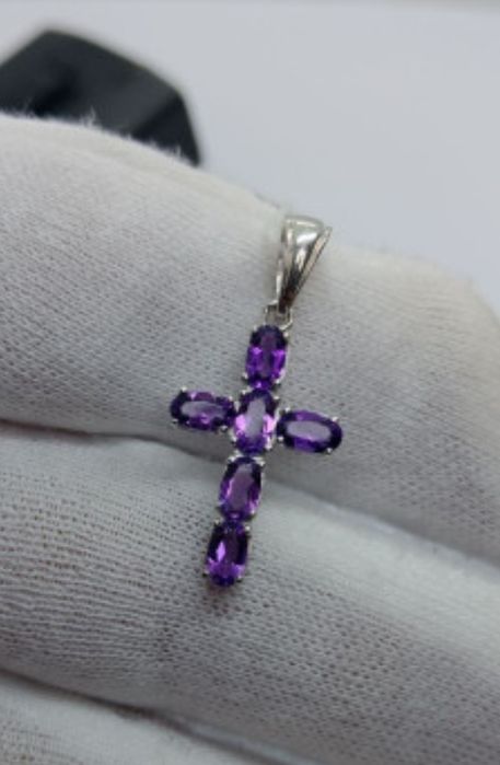 Срібний хрестик з аметистами 6 Ов 1,020ct