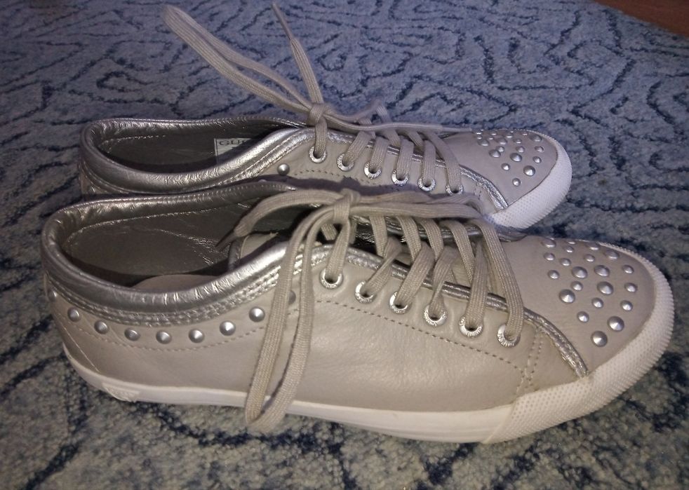 Кеды кожанные Guess