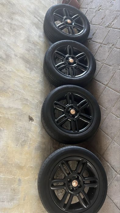 Vendo jantes  4x100 com pneus quase novos (seminovos)