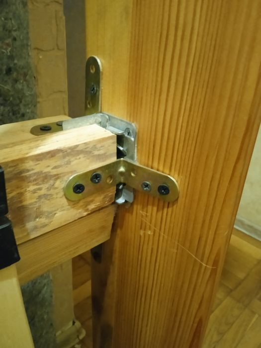 Двоспальне ліжко з матрасом 147x207 см