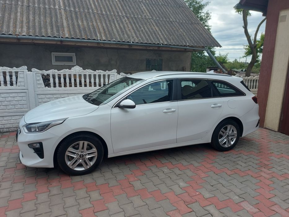 Кia Ceed 2021 рік 1.6 Дизель + Гібрид ( MHEV )