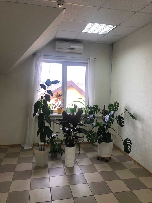 Оренда офісних приміщень. Бровари, р-н Пекарня. ГЕНЕРАТОР!!!