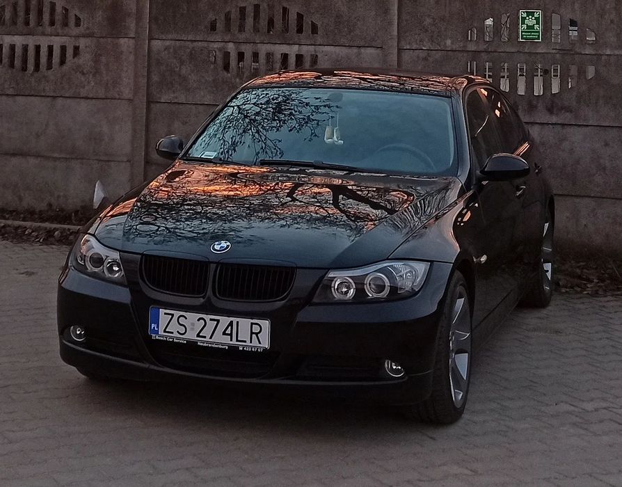 BMW Seria 3 BMW E90 318i Czarny 2.0 129KM 2006 z Niemiec