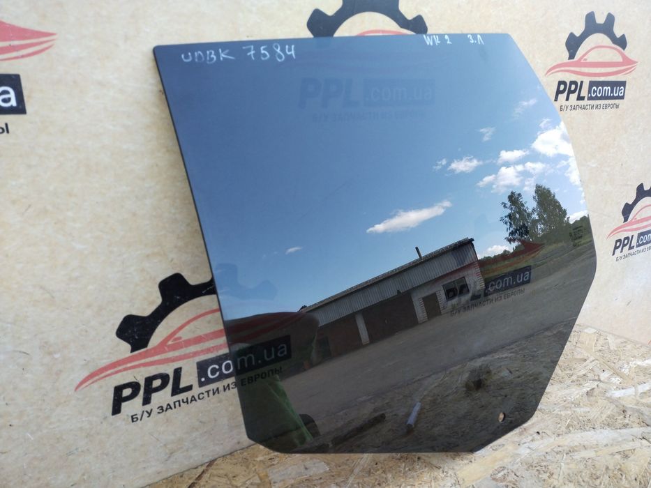 Jeep Grand Cherokee WK 2010- Стекло двери левое заднее