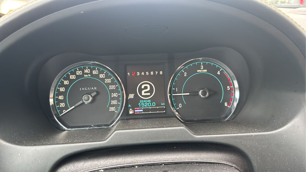 Jaguar xf 3.0 275 aceito trocas por classicos