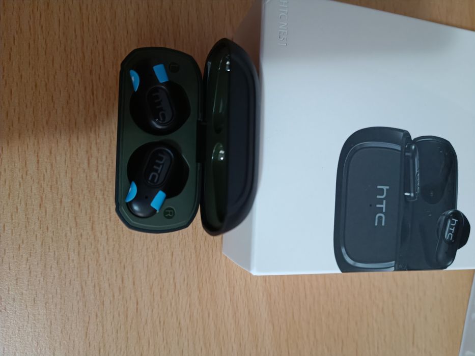 Phones bluetooth Novos com caixa power bank Marca HTC