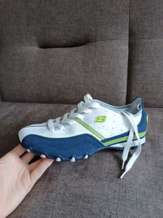 Кросівки шкіряні