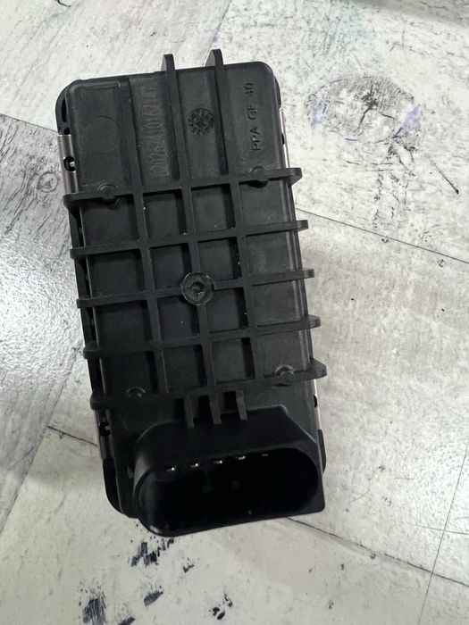 Hella sterownik turbosprężarki g-59