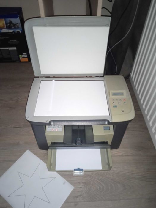 МФУ/БФП (принтер, сканер, ксерокс) HP LaserJet M1005