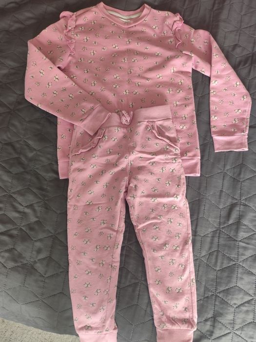 Dresik, zestaw dresowy, Sinsay różowy w  kwiaty 104/134 oversize