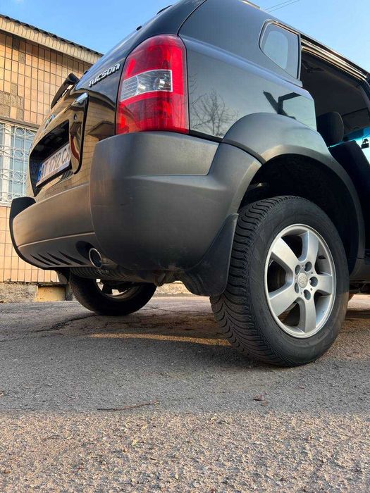Продаю Hyundai Tucson 2008