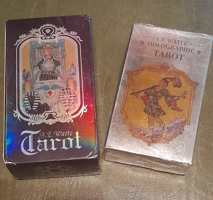 Карты гадальные Таро )