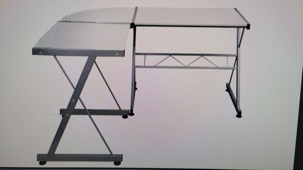 Secretária de vidro e metal