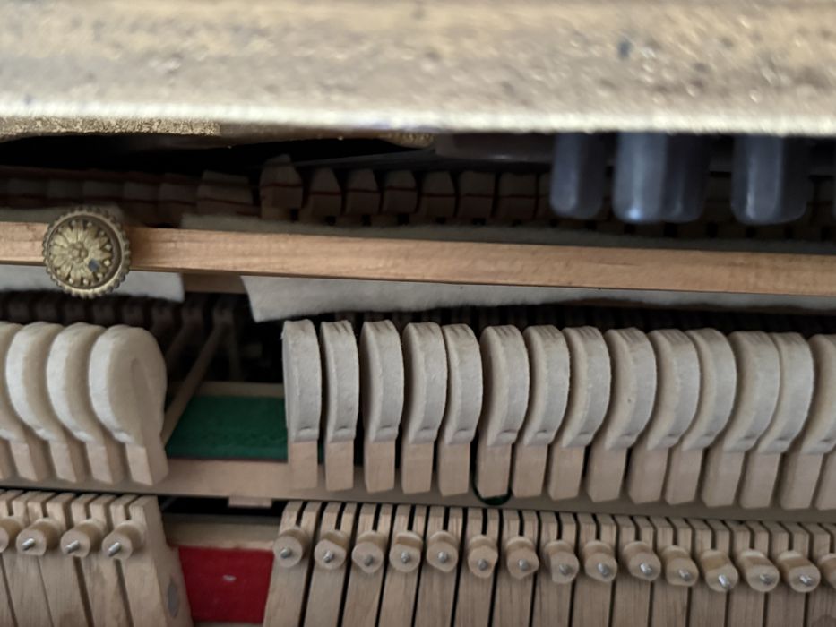Pianino z Francji 1970-73 Gavotte MAG od Gaveau