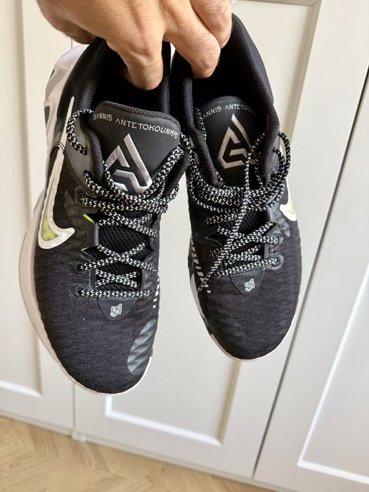 Buty sportowe Nike r.43