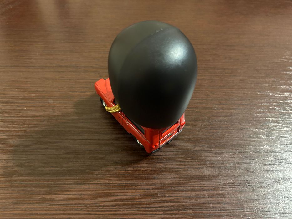 Машинка Тачки 2 Покришкінс