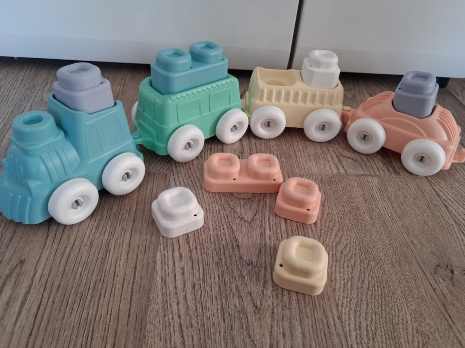 Pociąg z klockami