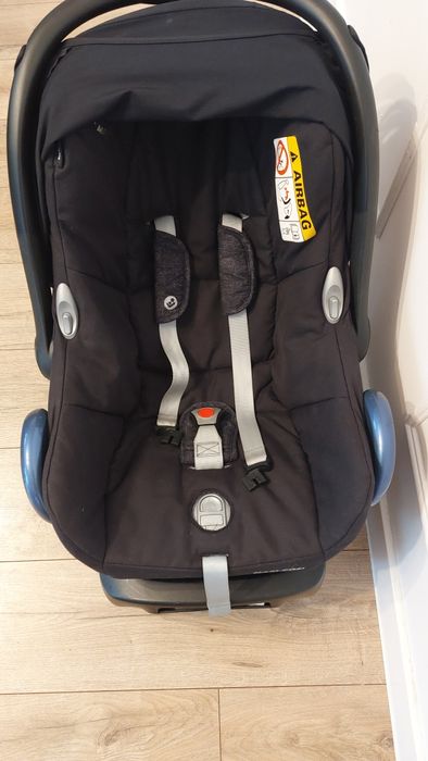 Fotelik nosidełko maxi cosi Pebble z bazą
