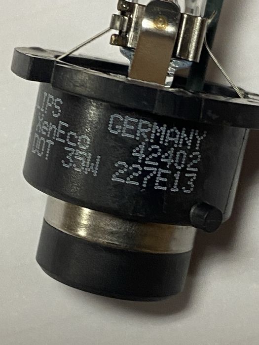 żarnik żarówka philips D4S xenon