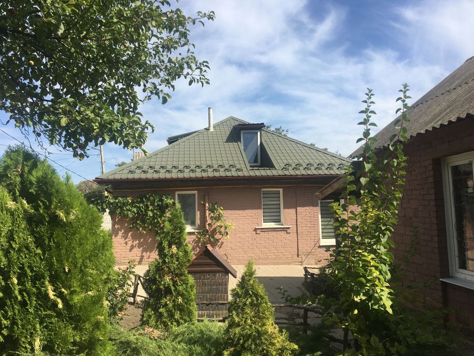 Продам дом - усадьбу 30 соток в черте города без посредников