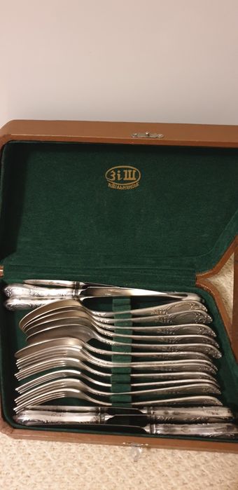 Набор  мельхиоровый столовый