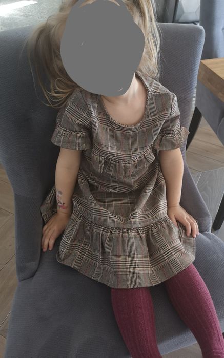 Sukienka  vintage reserved stan idealny 110.