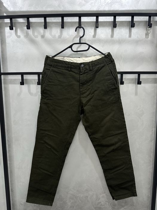 Оливкові брюки Zara