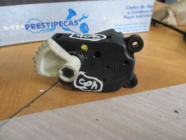 Motor da comporta da sofagem FORD Mondeo III Carrinha (BWY)