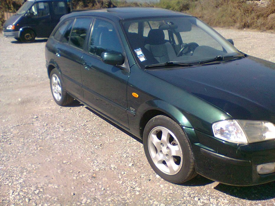 Mazda 323 1.5 GT de 2000 selo, insp. até 2027 com AC