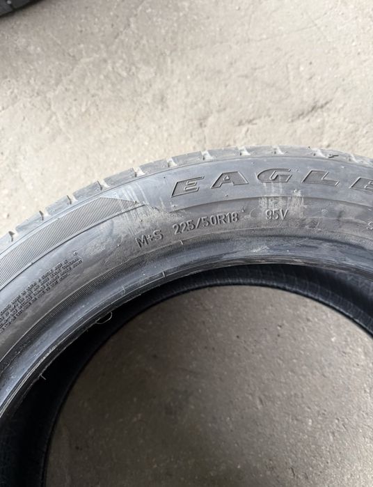 Шини 225/50R18+  RunFlat б/у