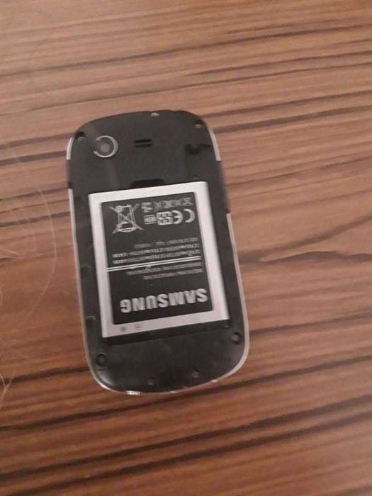 Telemovel samsung Galaxy pequenino