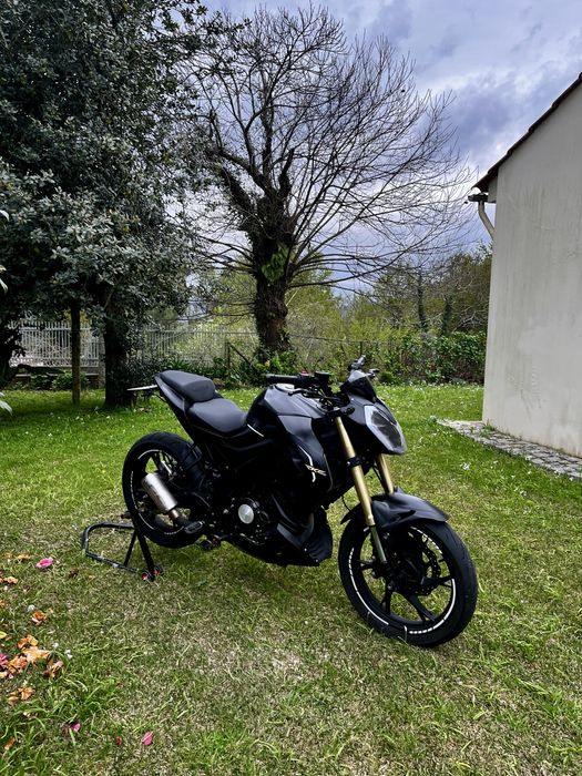 Keeway rkf 125.
