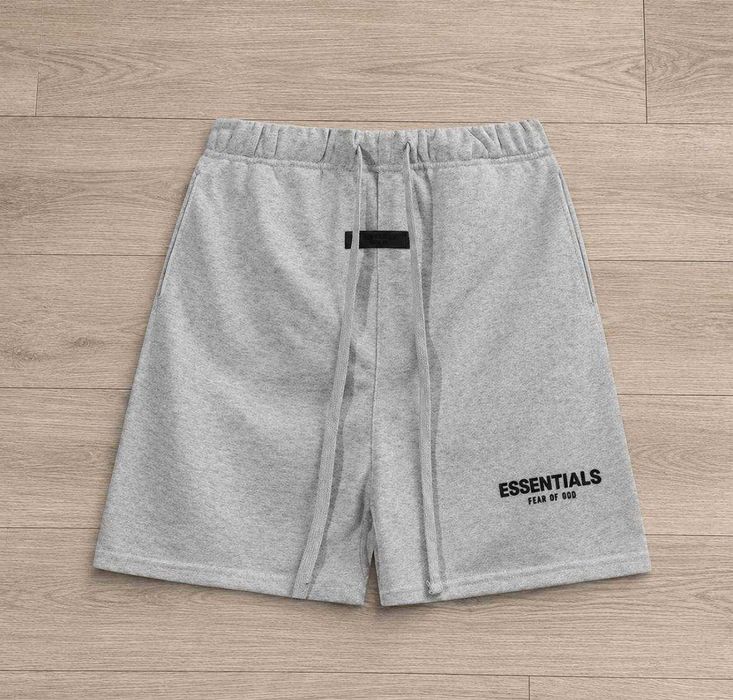 Шорти Essentials
