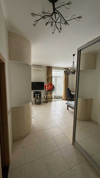 Без% Аренда 1К, ул. Лаврская 4, ст.м. Арсенальная, Печерск, Центр