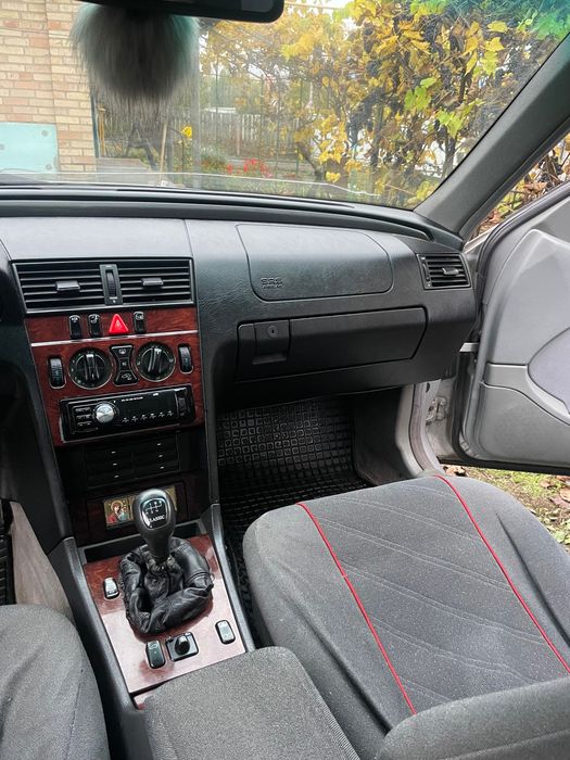Продам обмін мерседес C180
