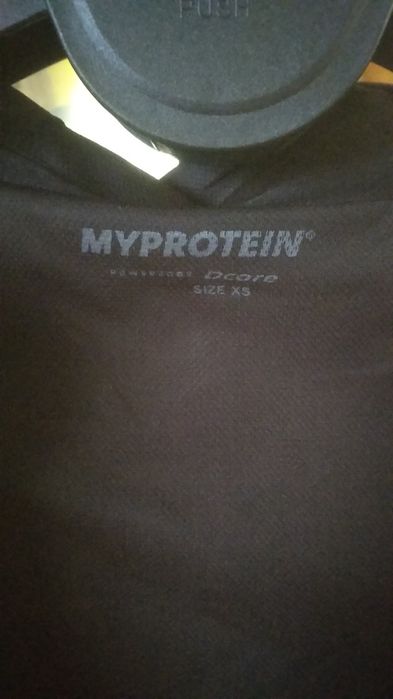 Продам женскую беговую ветровку MYPROTEIN р-р XS - S