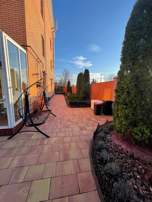 Продаж таунхауса в нагірній частині по вул. Переяславська