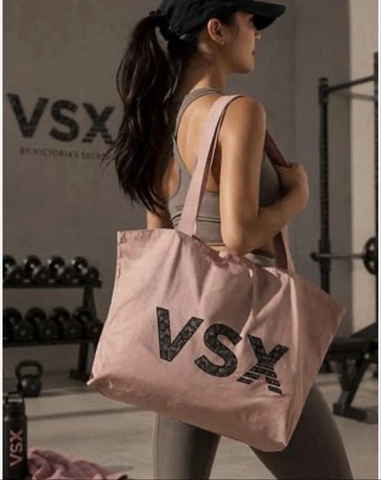 Спортивна -пляжна та містка сумка vsx tote victoria’s secret
