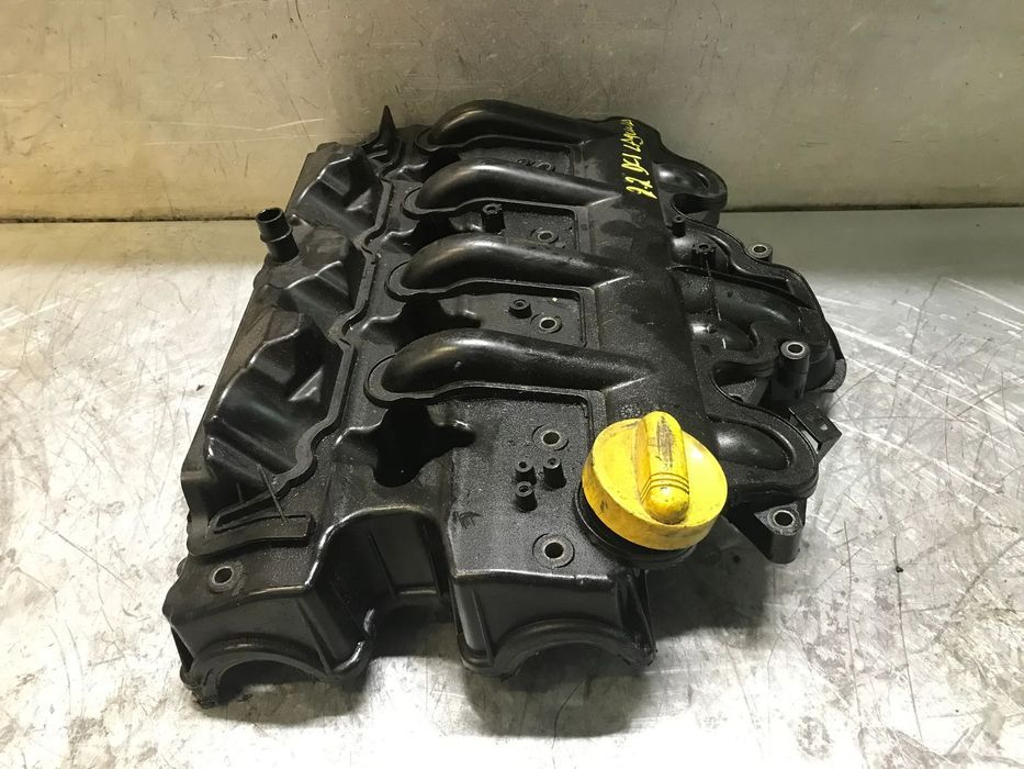 TAMPA DAS VALVULAS / COLECTOR COLETOR ADMISSÃO RENAULT 2.2DCI 2.5DCI