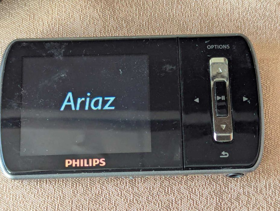 Philips GoGear Aria MP3 video player Portable AV Player 16GB