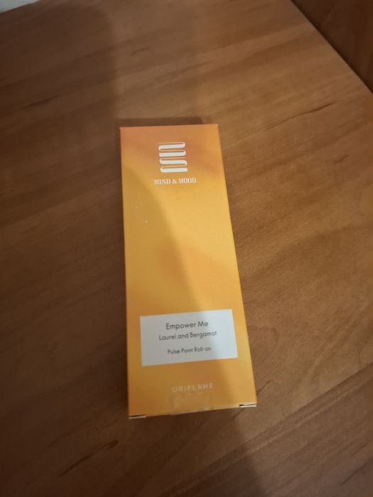 Oriflame mind & mood olejek eteryczny roller 41946 nowy