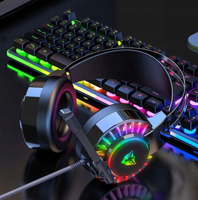 Klawiatura Rgb Podświetlana Mysz Gamingowa Słuchawki Zestaw Dla Graczy