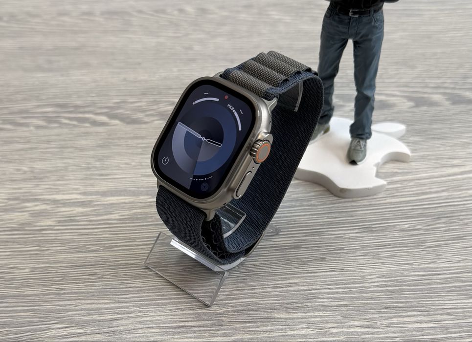 Apple Watch  Ultra 2 / 49 mm GPS LTE / 100%